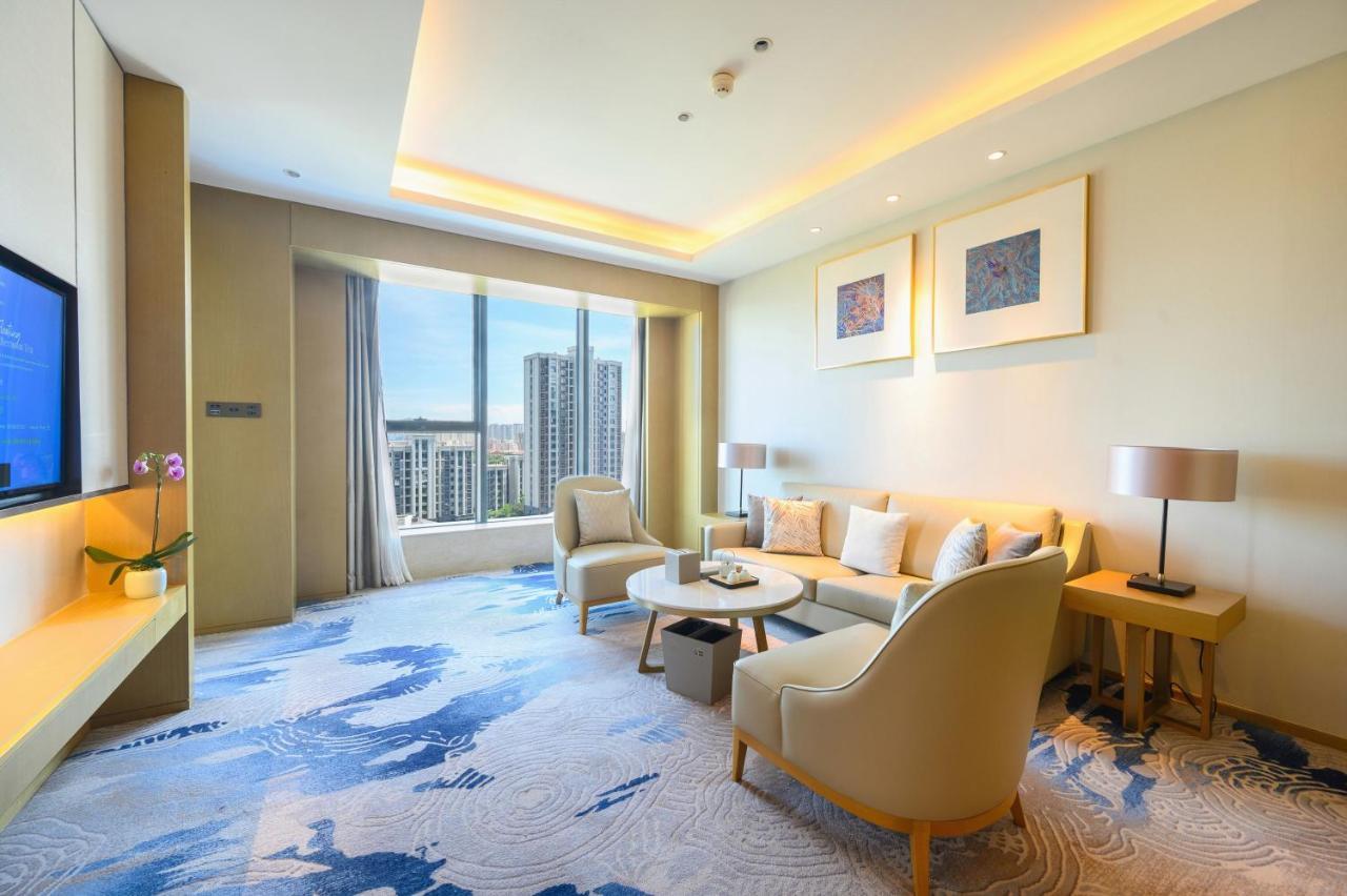 Wyndham Grand Plaza Royale Yuzhou Xiamen Wuyuan Bay Hotel Exterior foto