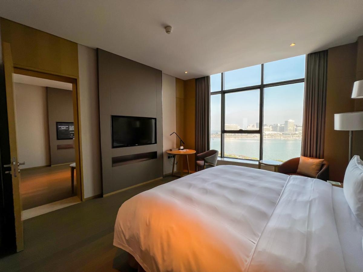 Wyndham Grand Plaza Royale Yuzhou Xiamen Wuyuan Bay Hotel Exterior foto