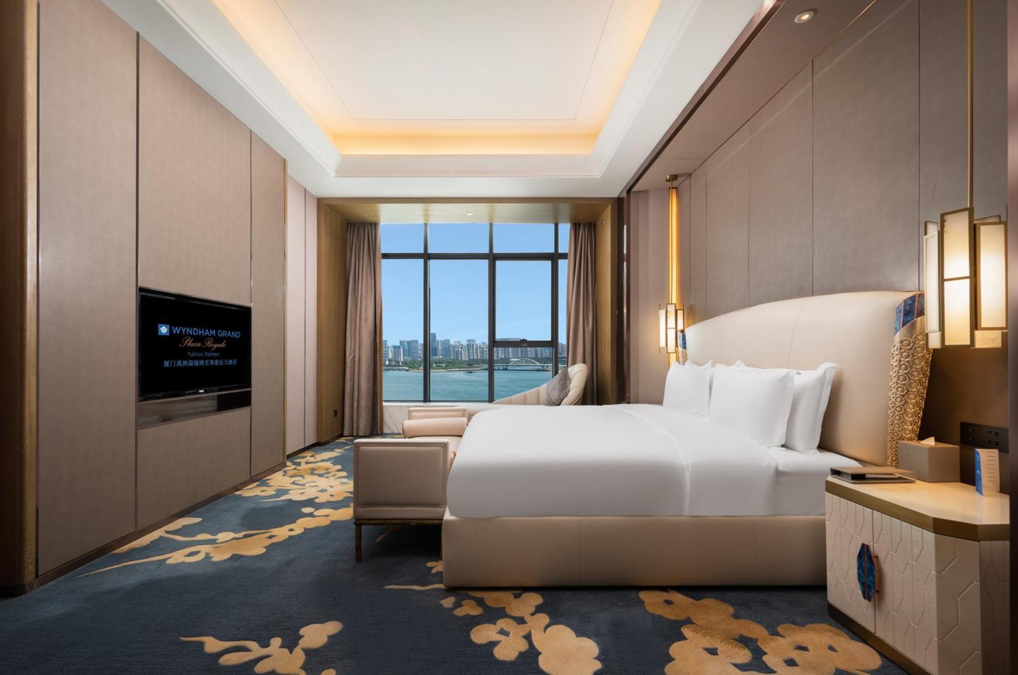 Wyndham Grand Plaza Royale Yuzhou Xiamen Wuyuan Bay Hotel Exterior foto